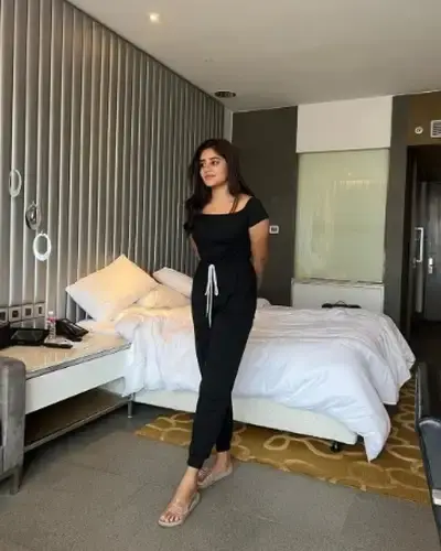 Call Girls Rajura Cash On Delivery